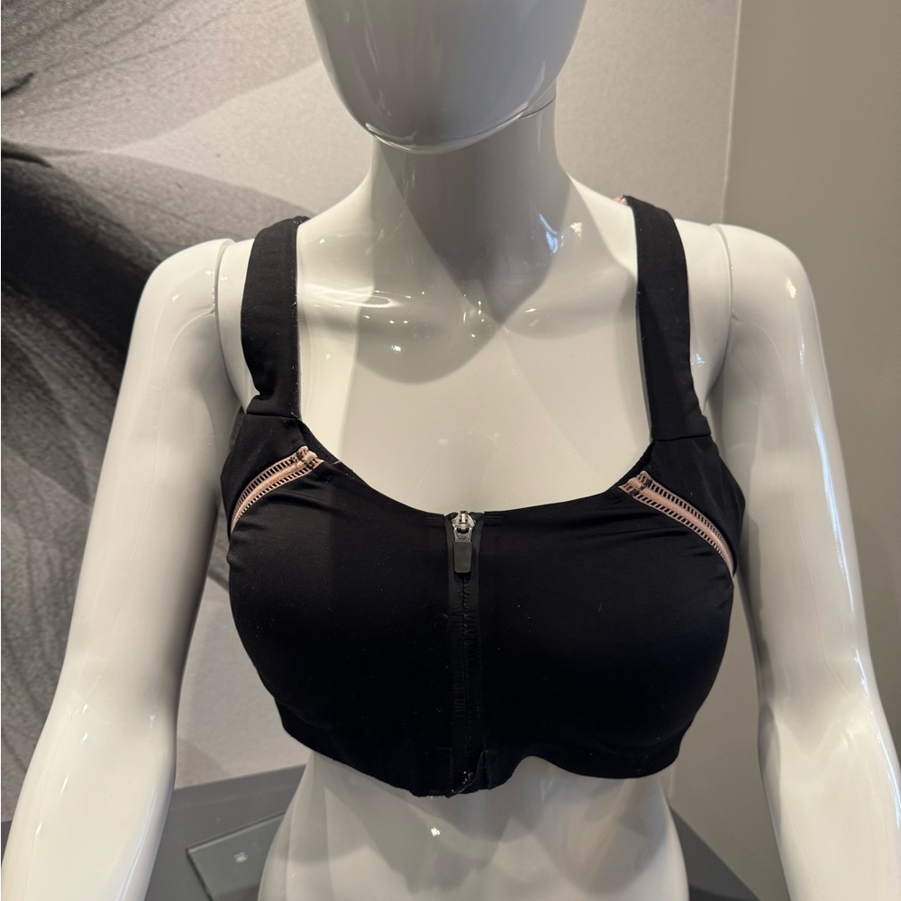 Black Zipper Front Sports Bra